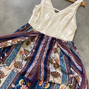 Shorts Romper with Overlay Sz Large City Triangles